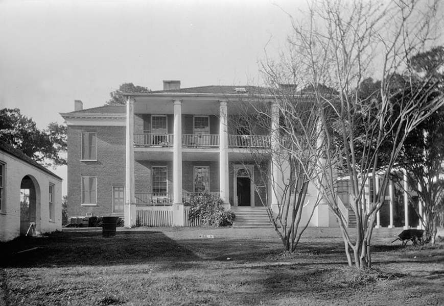 Auburn, rear view, circa 1933. Home of Stephen Duncan. Natchez, Mississippi. 