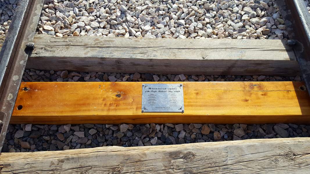 HD_GoldenSpike2016z.jpg