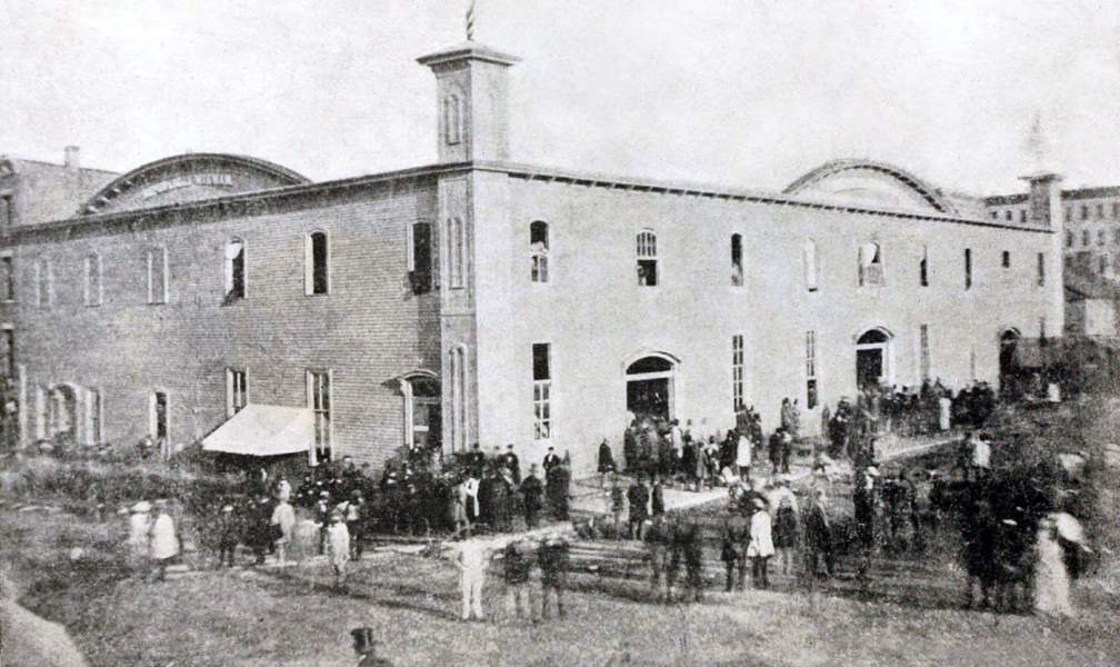 "The Wigwam," site of the 1860 Republican Convention, Chicago, Illinois, photograph, zoomable image