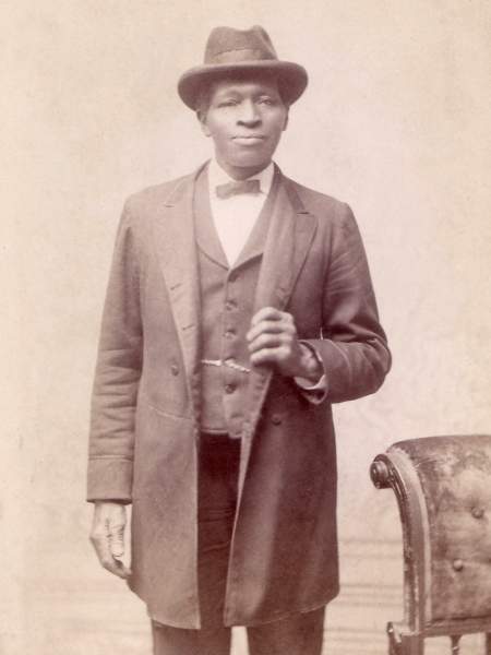 Henry Spradley, full length view