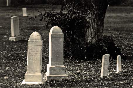 Lincoln Cemetery, Carlisle, Pennsylvania, November 5, 1971, detail